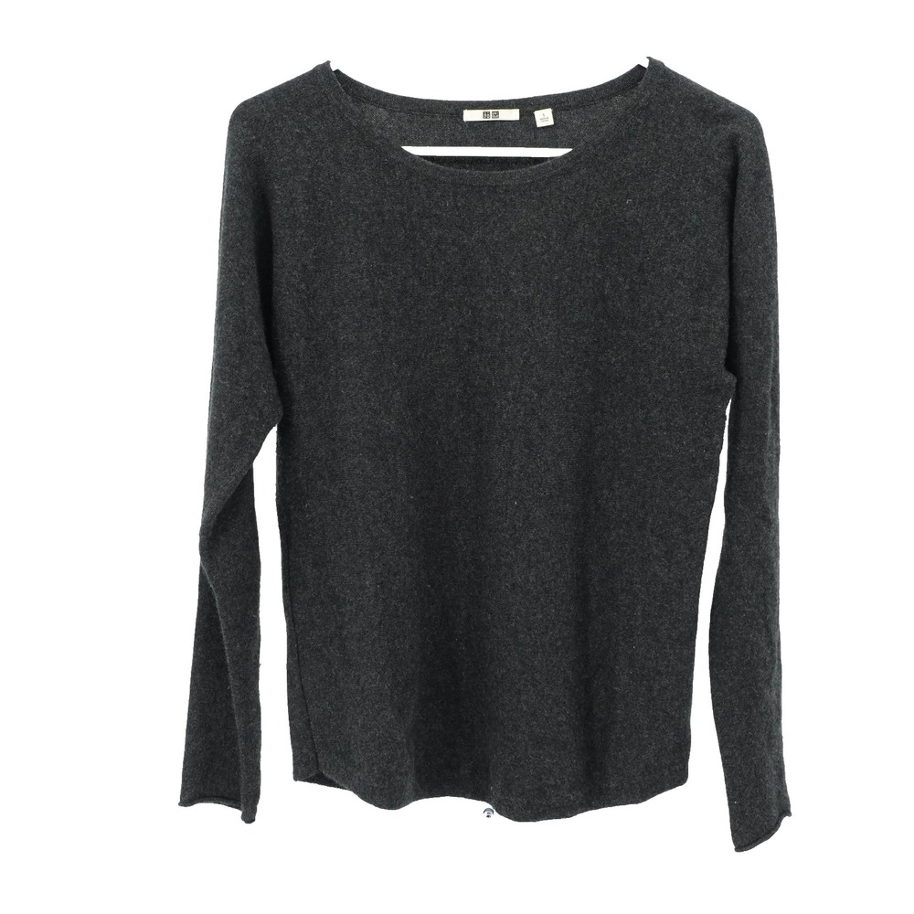 Uniqlo Cashmere Sweater SZ S Cozycore Minimalist Capsule Timeless Quiet Luxery